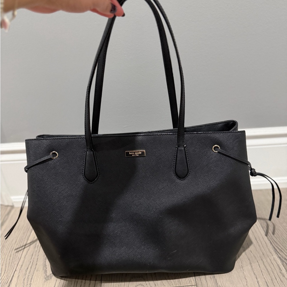 Kate Spade Laurel Way “Ari” Tote Bag black